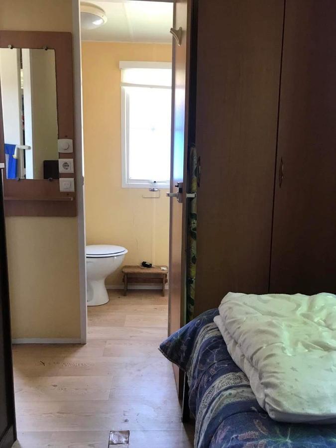 Mobil Home A La Ferme Saint-Martin-de-la-Mer المظهر الخارجي الصورة