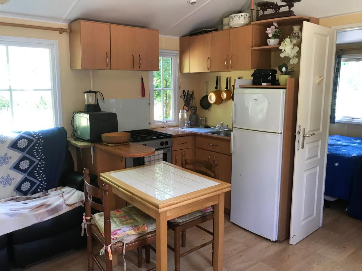 Mobil Home A La Ferme Saint-Martin-de-la-Mer المظهر الخارجي الصورة